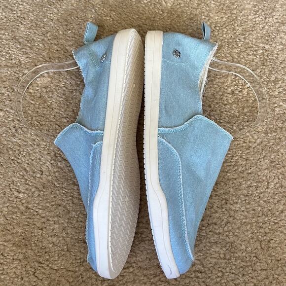 Tommy Bahama Women's kalanna Denim Slip-On Shoes - Picture 8 of 12